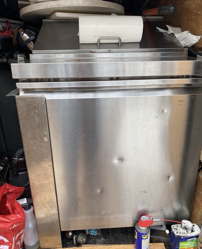 Small sandwich prep table