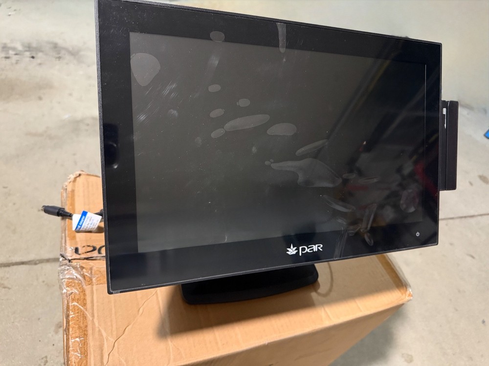 PAR EverServ 600W M6155 POS System w/ Customer Display 2x20