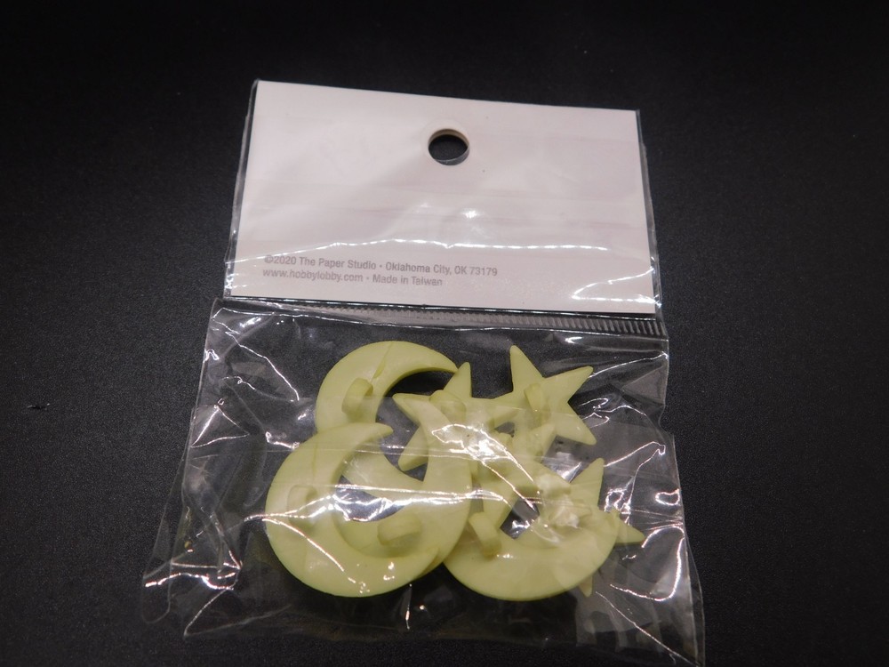 The paper studio moon & stars shank back buttons 8pc