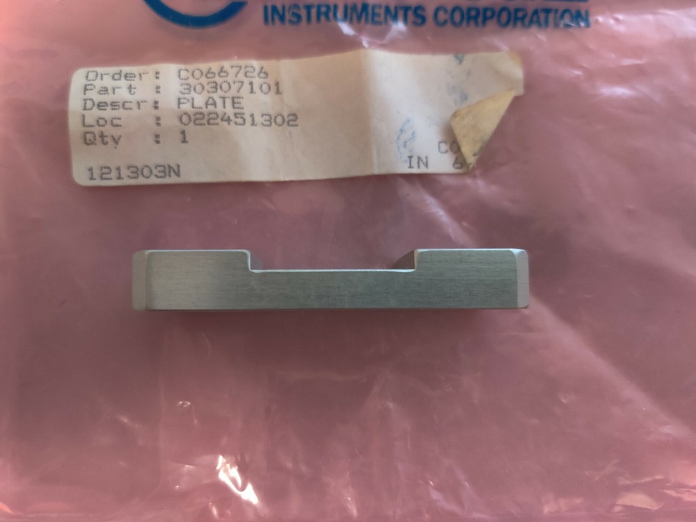 Universal Instruments Plate 30307101