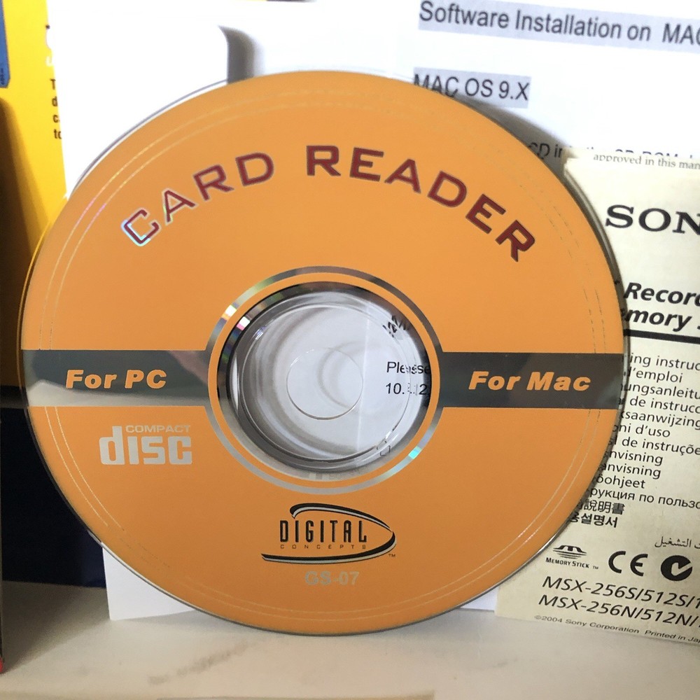 Sony Memory Stick Pro 32 MB Magic Gate Card Reader CD Disc