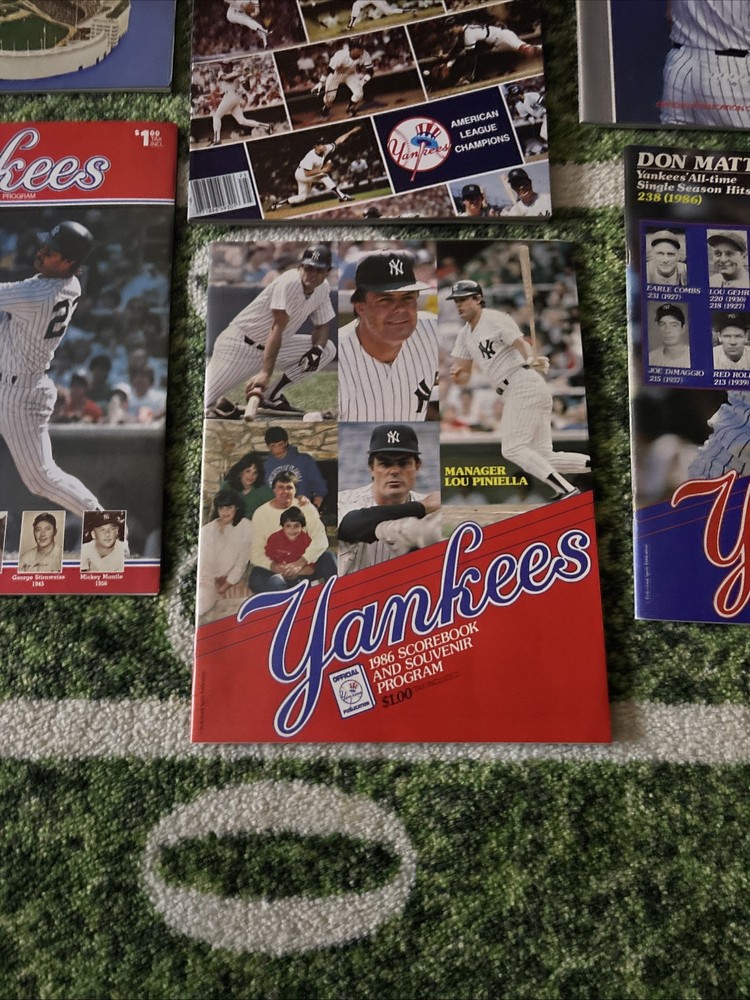 new york yankees Programs & Yearbooks(9) 1980-1987