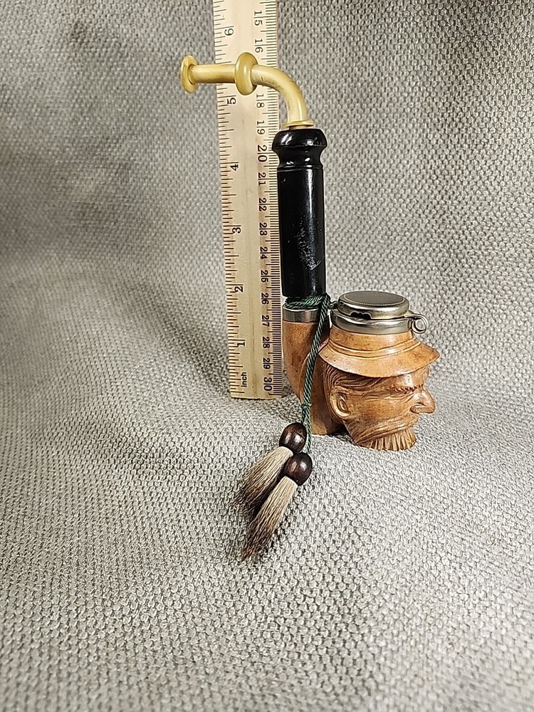 Antique German Figural Pipe Initial DH