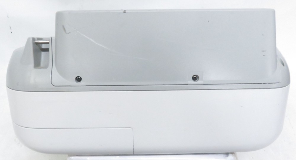 Under 2000 Hours * Epson BrightLink 585Wi Projector * WXGA UST