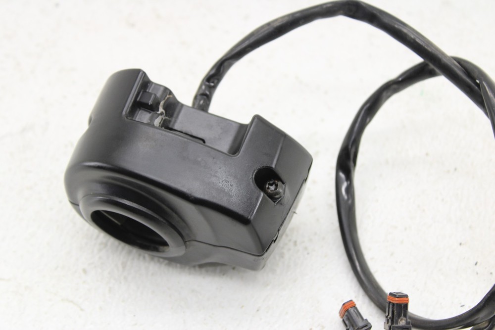 2015 Harley Davidson Touring Road Electra Street Right Control Switch Pack