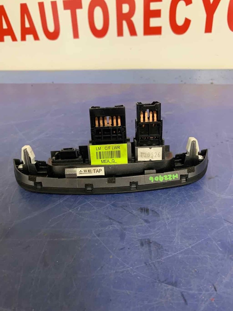 Emergency Light Button HYUNDAI TUCSON 12