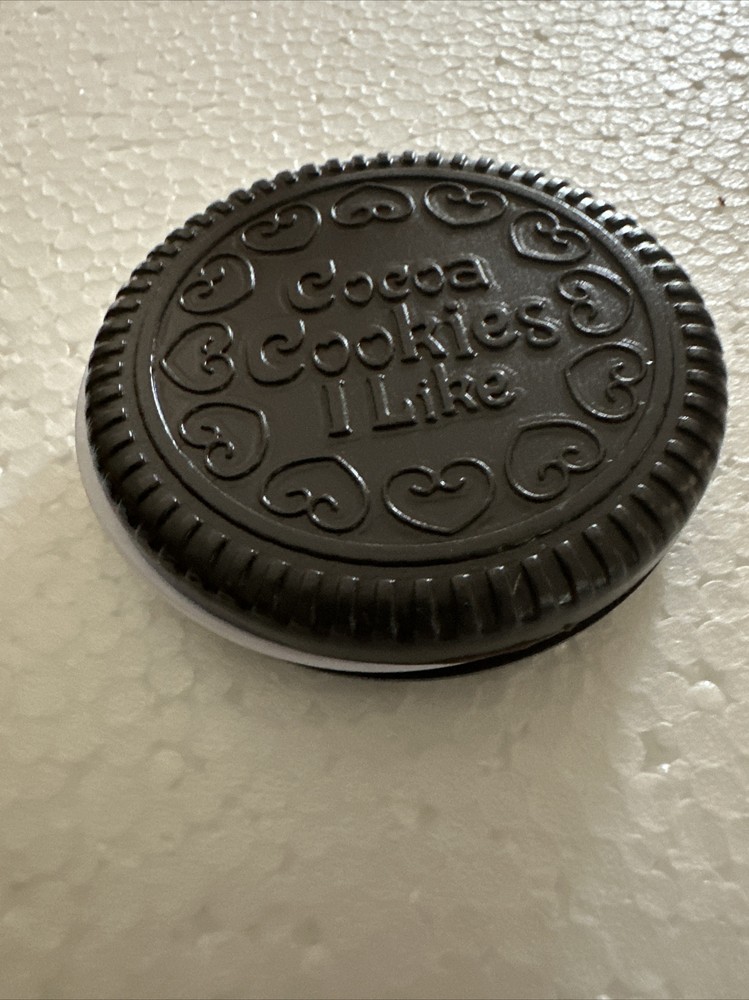 “OREO” COOKIE” Adorable Mirror/comb Compact That Looks Real!