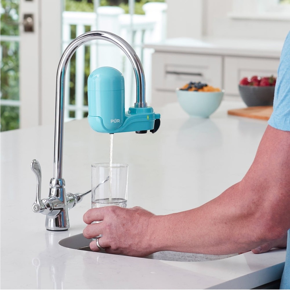 PUR Plus Faucet Mount Water Filtration System with Filter Change Light