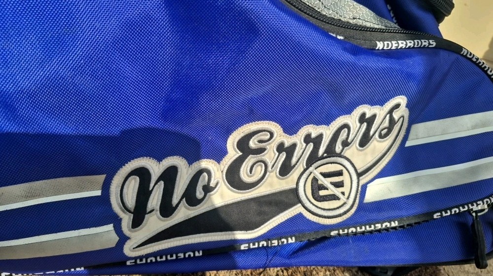 No Errors NO E2 Catchers Bag-Blue-Good -Used See Desc.
