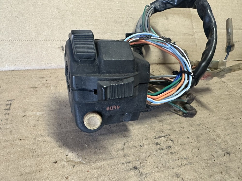 81 Honda GL1100 Goldwing Left Side Handlebar Bar Control Switch OEM -96