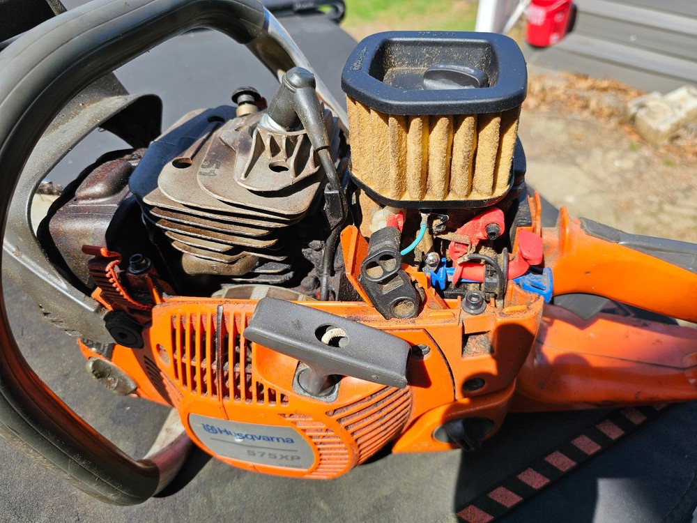Husqvarna 575XP Chainsaw 28" Bar !NO COMPRESSION!