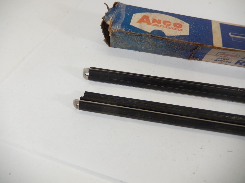 VINTAGE NOS 12" ANCO 650 PUSH BUTTON TURTLEBACK WIPER BLADE REFILL PAIR