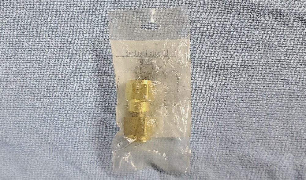 LINCOLN ELECTRIC S19298 ADAPTOR - SPECIAL