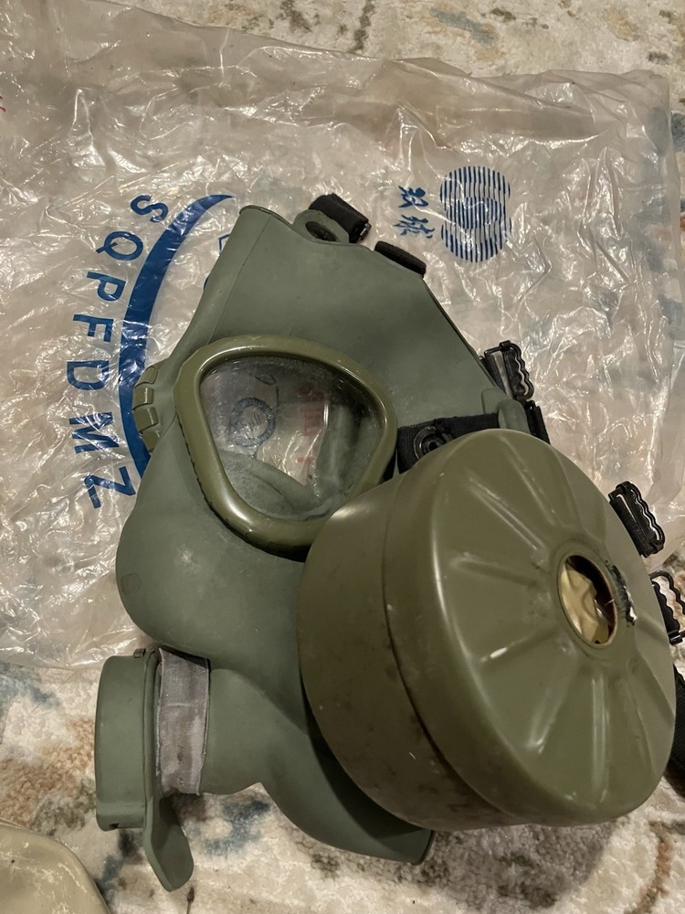Chinese gas mask