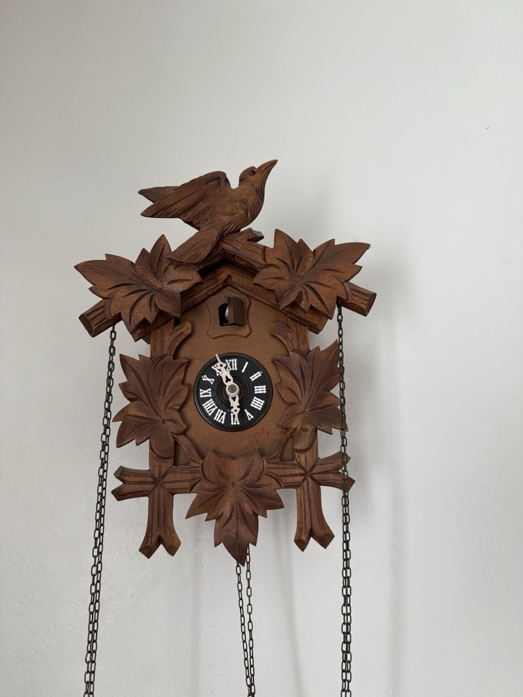 Cukoo Vintage Clock Black Forest Style Wall Clock