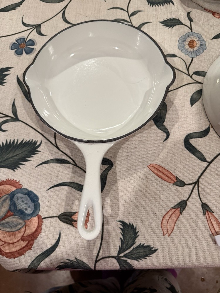 Le Creuset White 8 Inch Pan