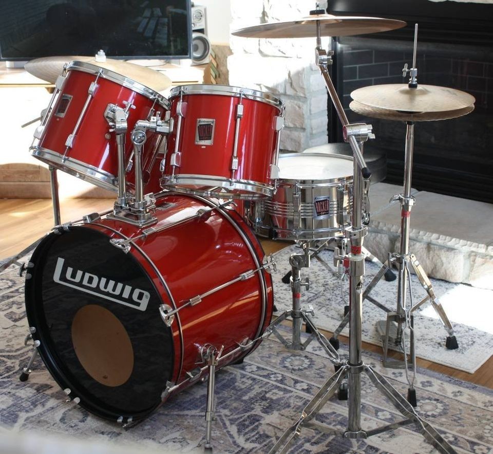 Red Ludwig Rocker Vintage shell pack excellent condition
