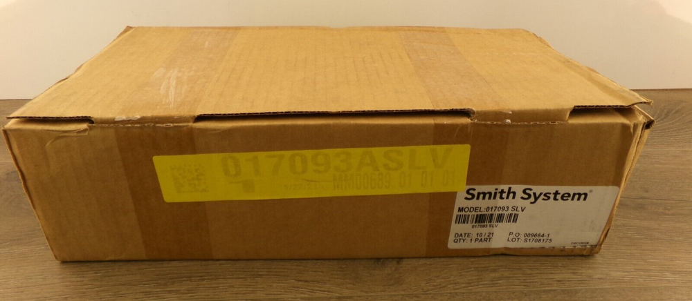New Smith System 017093 Flat Surface Power Module - 4 Power Outlets S1