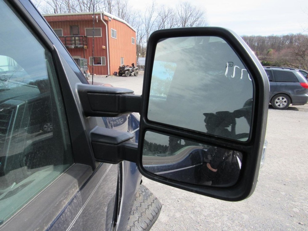 F250SD 2018 Glove Box 1037136