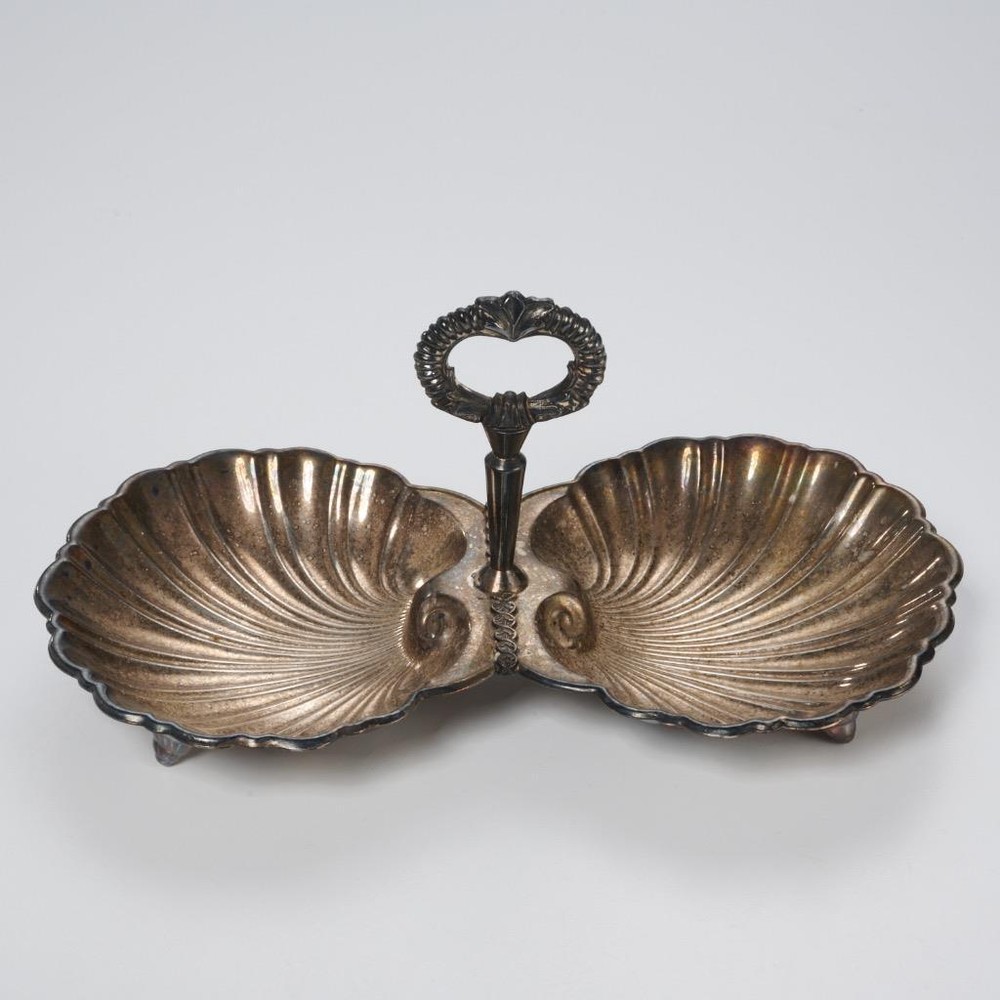 Crescent Silverware Divided Silverplate Sea Shell Condiment Serving Dish Bowl