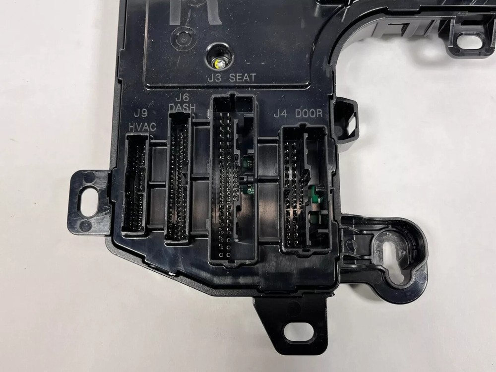 ⭕ 17-20 Tesla Model 3 Right Low Voltage Electronic Control Module 1100340-32-I