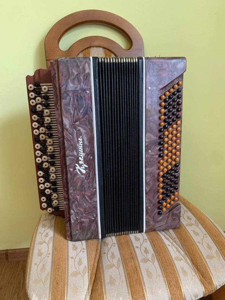 Баян Кремінне, хроматичний акордеон 100 басів, зроблено в Україні, народний музи