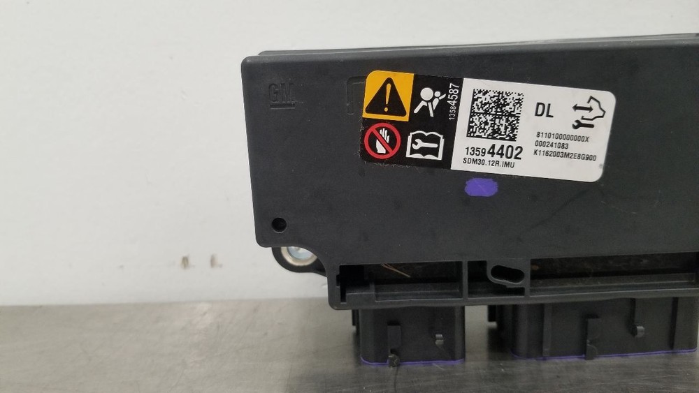 16 CHEVY SILVERADO 2500 SRS CONTROL MODULE 13594402