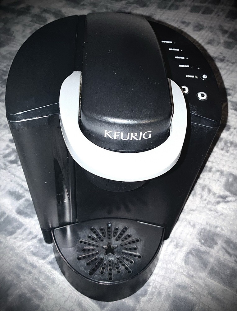 Keurig Single Cup Coffee Maker 2 Size Options MODEL B40 GREAT CONDITION