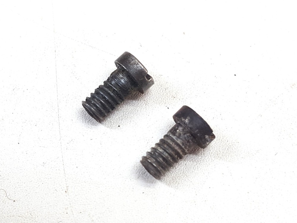 4848 Stanley No. 113; Two Handle Screws