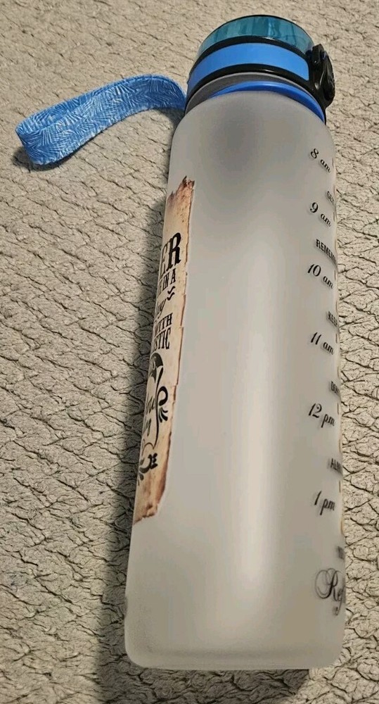 Hydro Tracking Bottle Writing Themed 32oz