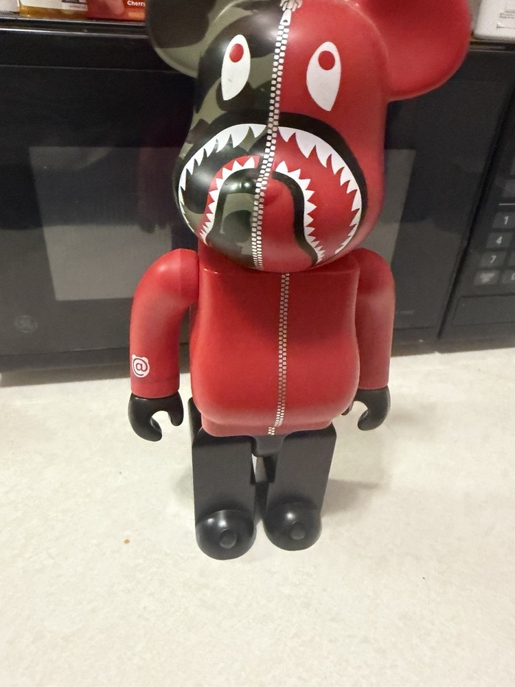 Bathing Ape Bearbrick Red Camo