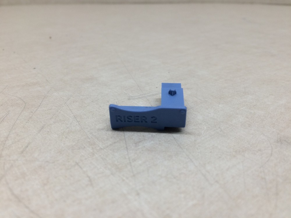 Set of Dell Poweredge PCIE Riser Card Pull Tabs, Clips