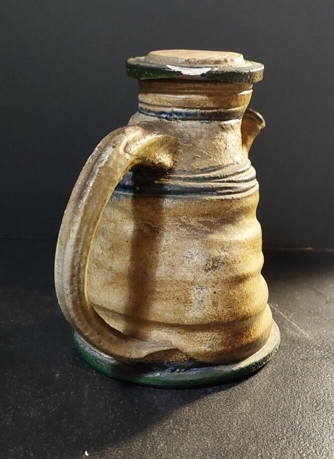 TEA POT, ART POTTERY. SIGNED BY ARTIST.