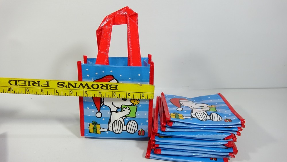 Assorted Christmas Small Peanuts & Medium Christmas Holiday Plastic Gift Bags