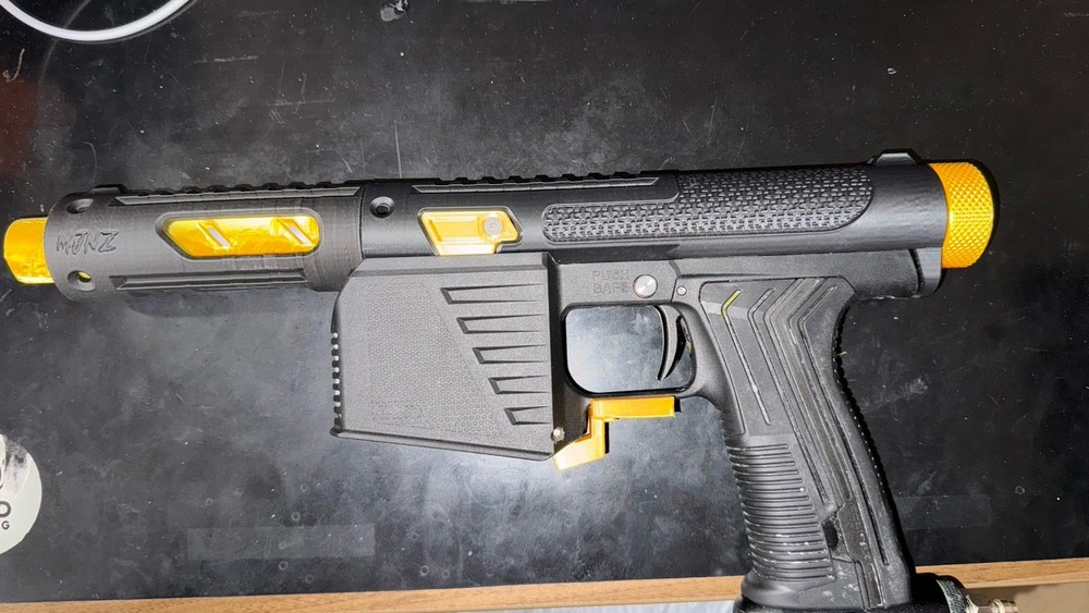 EMF100/ MG100 BODY KIT