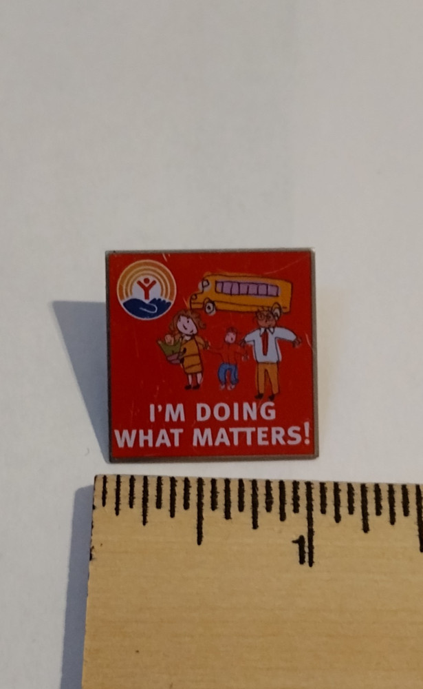 I'm Doing What Matters! United Way Lapel Pin