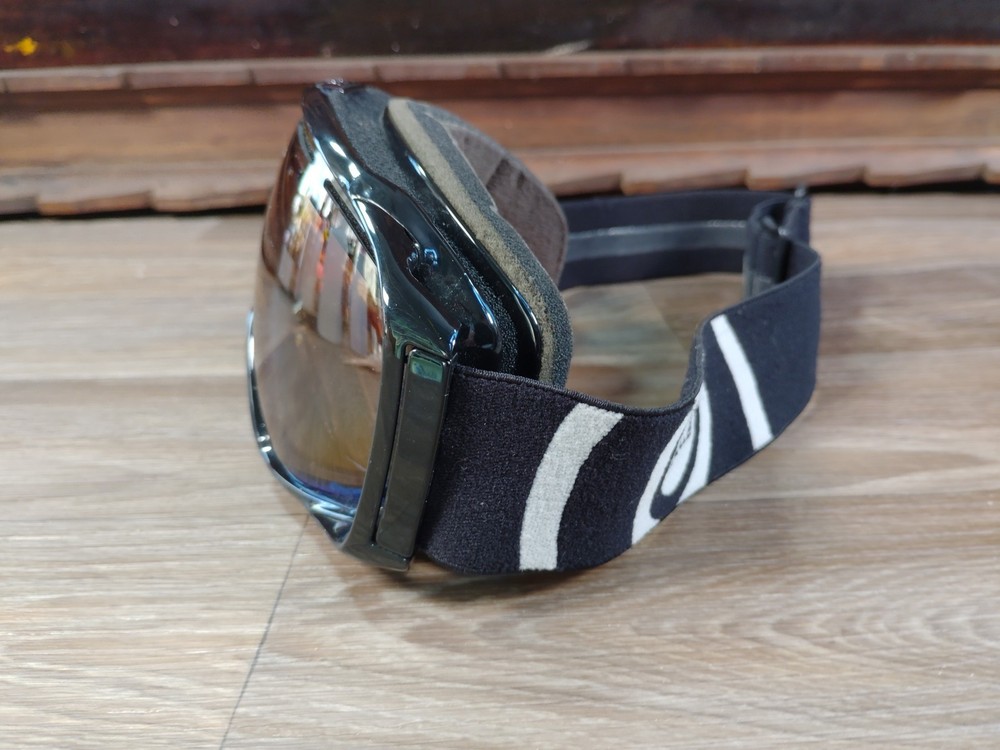 Bolle Ski Goggles Full Size Adjustable Strap Black Snowboarding