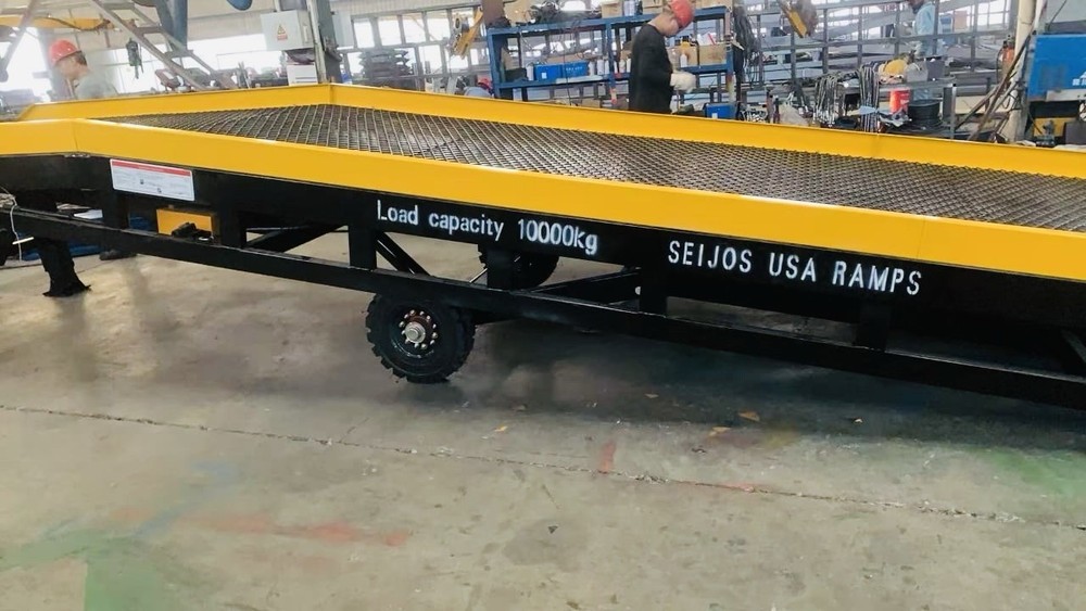 Warehouse Forklift Ramps