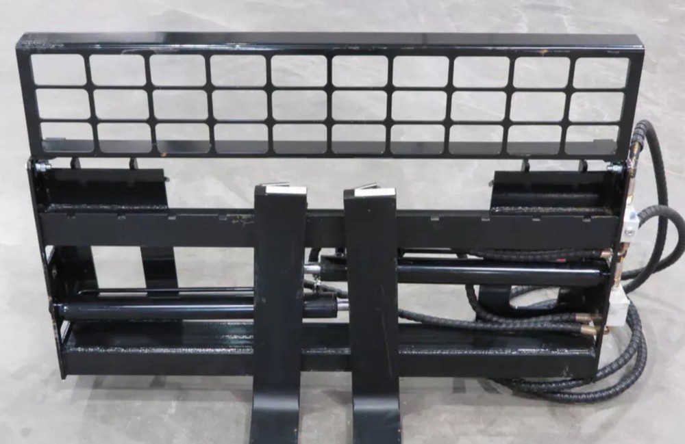 PUERTORICO PALLET FORKS & FRAME ATTACHMENT Tractor Loader Kubota John Deere