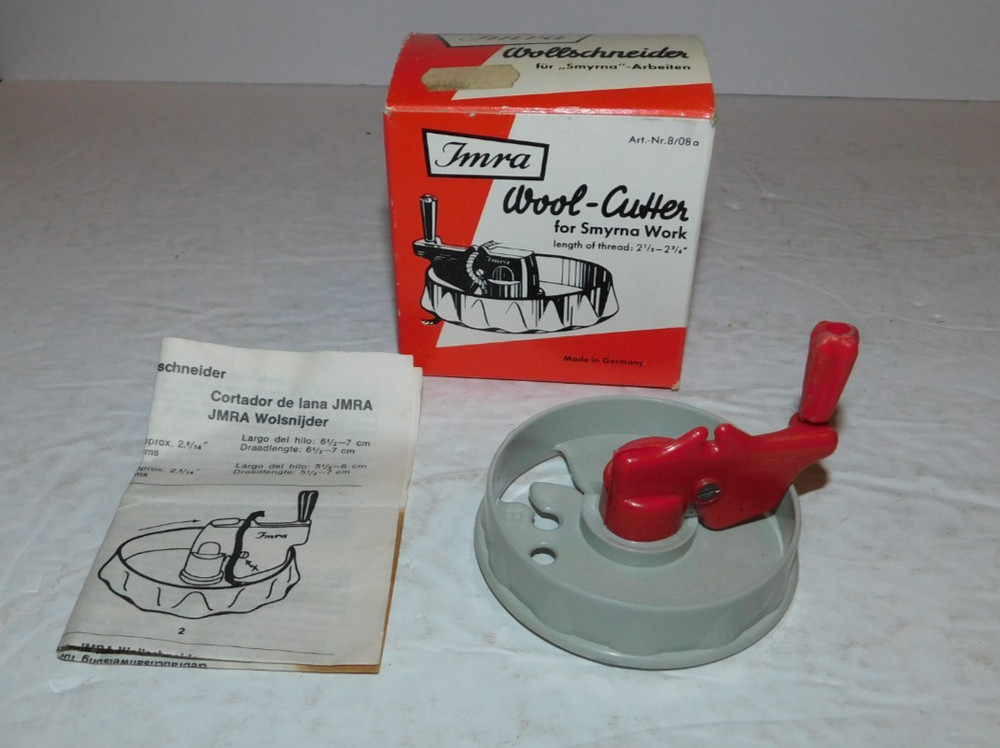 NEAT VINTAGE IMRA WOOL-CUTTER FOR SMYRNA WORK
