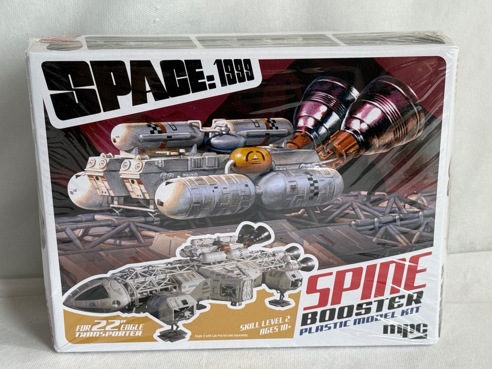 MPC Space: 1999 Eagle SPINE BOOSTER 1/48 Scale Model Kit MKA043/06