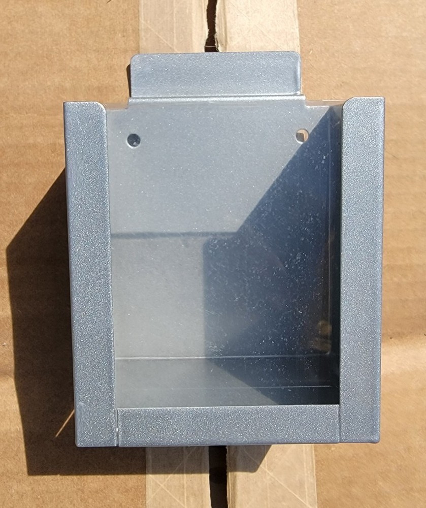 Display Bucket For Slatwall - 24 units/pcs - Medium Size