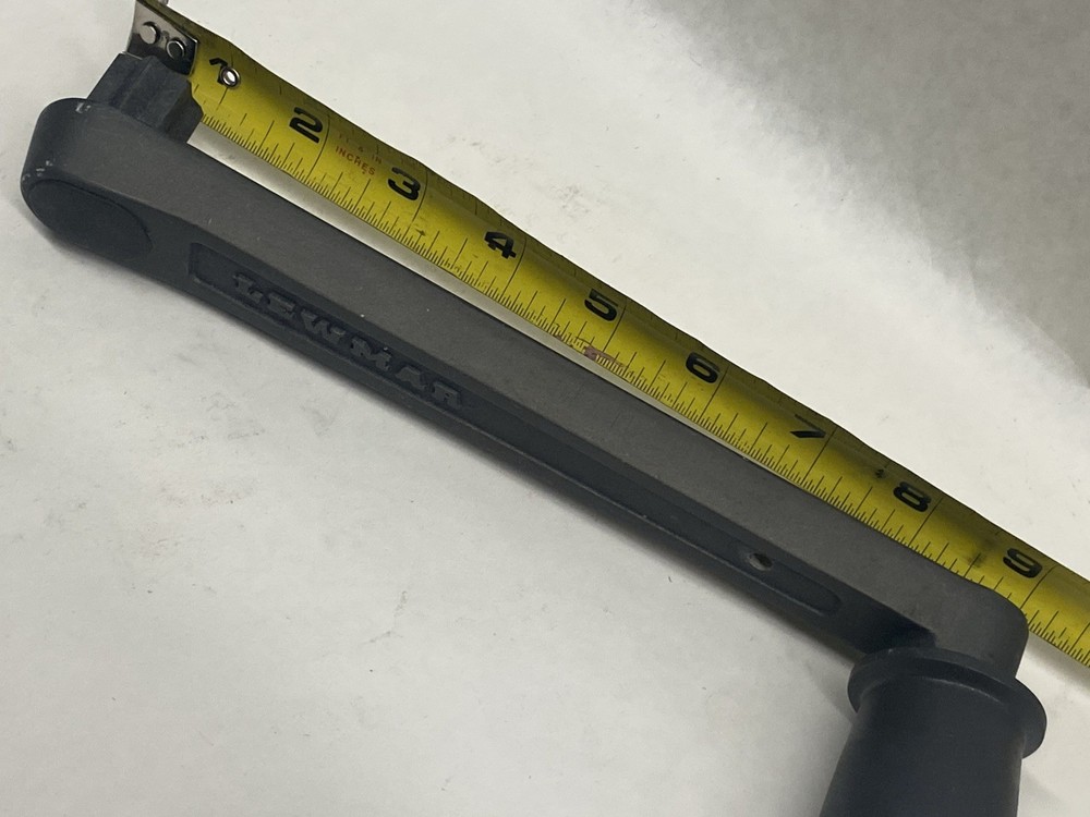 9" LEWMAR WINCH HANDLE