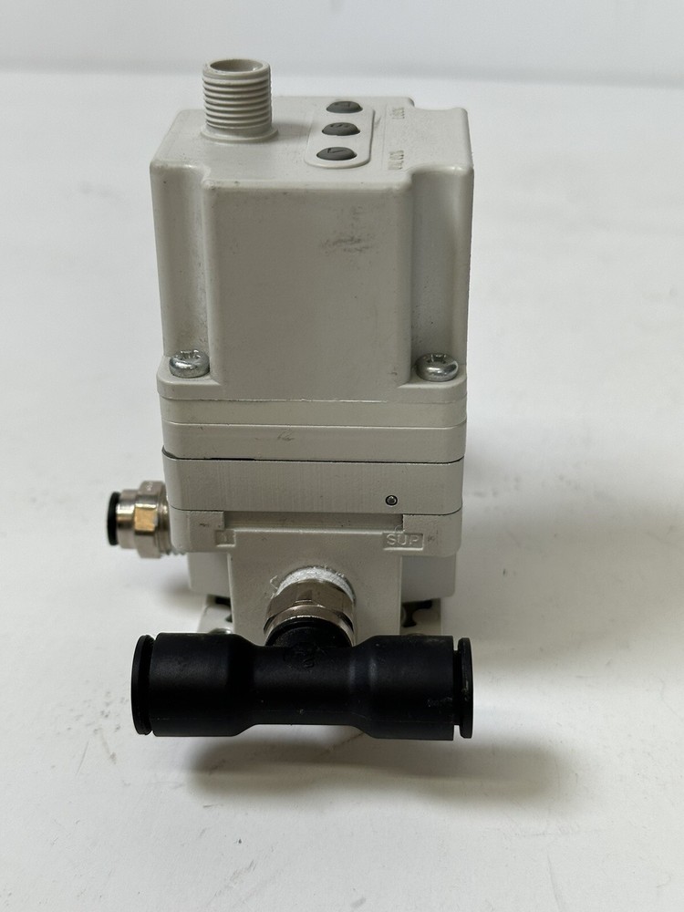 SMC ITV2031-21N2CL4 Electro-Pneumatic Regulator