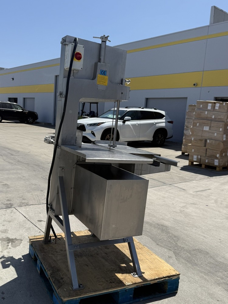 AEW HIGH SPEED BAND SAW MODEL 400