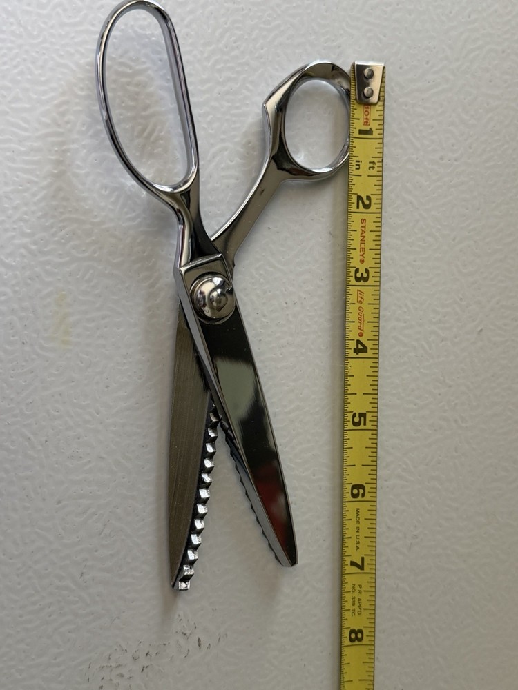 Marks Pinking Shears EUC