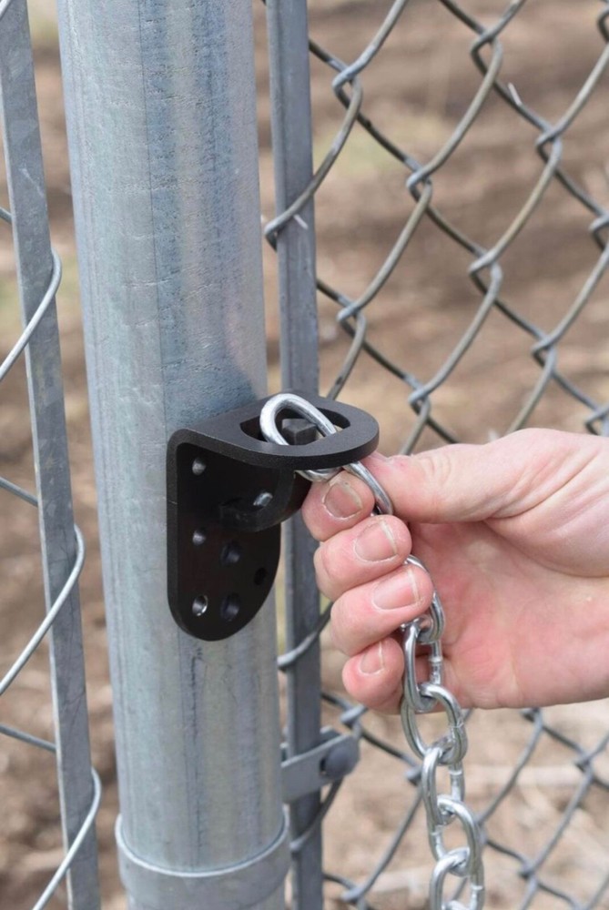 Quick & Secure Gate Chain attachment Black