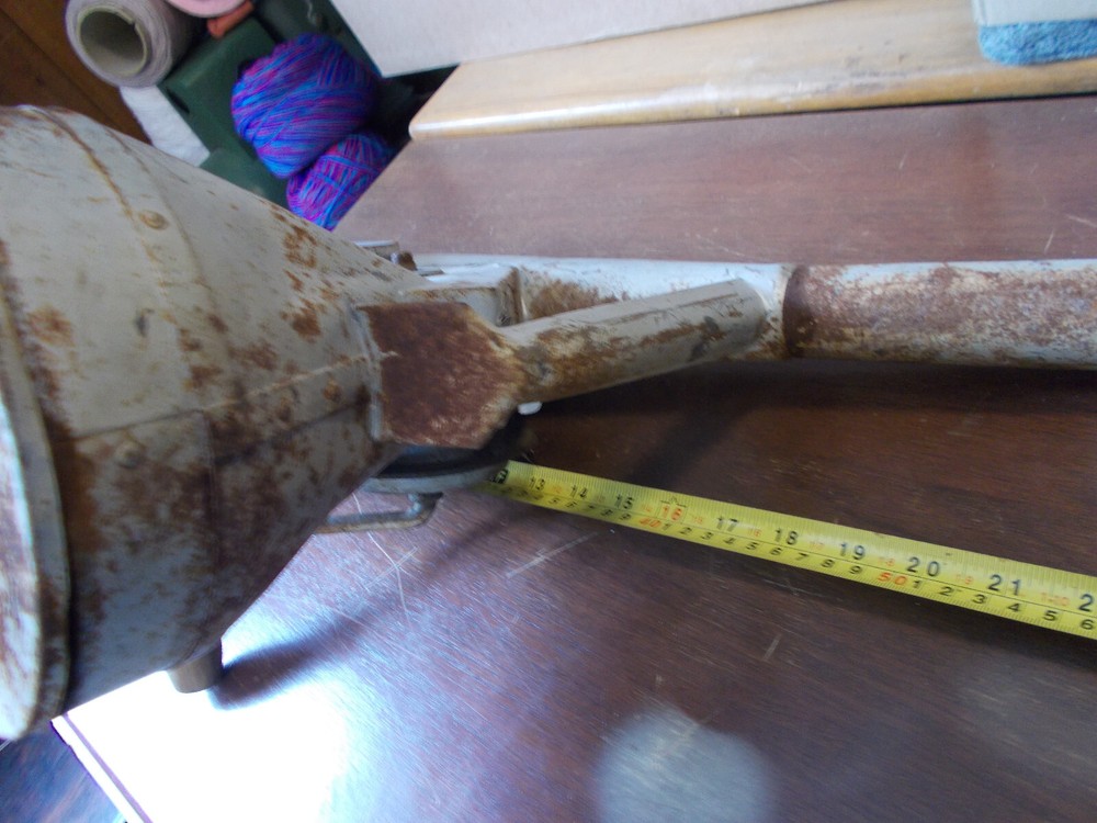 Antique Seed/Fertilizer Spreader with Hand Crank