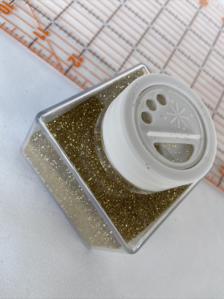 Creatology 2 oz. Extra Fine Glitter • Gold