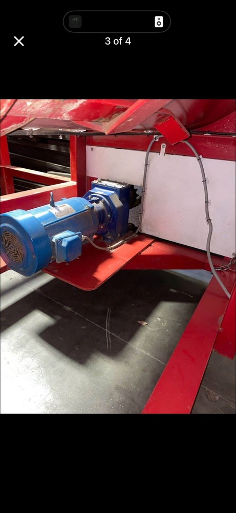 3 Yard Batch Mixer with conveyor, Pack Manufacturing